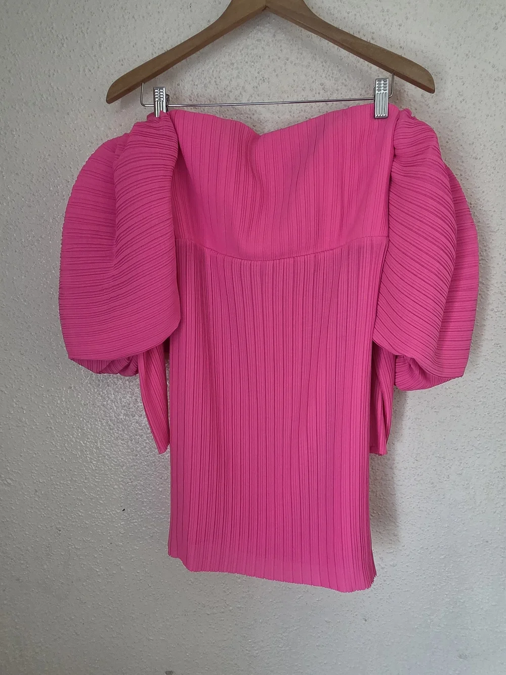 Solace London Hot Pink Strapless Puff-Sleeve Ribbed Mini Dress - Picture 4 of 11